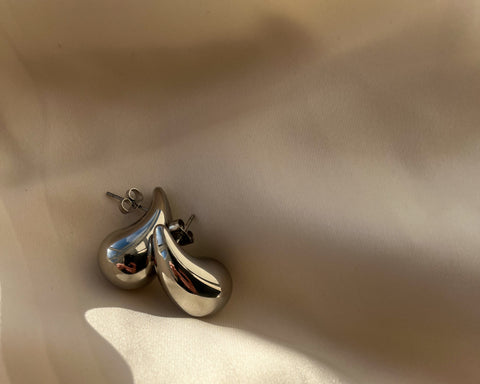 Silver Rosa Earrings