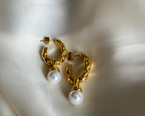 Eva Pearl Hoop Earrings