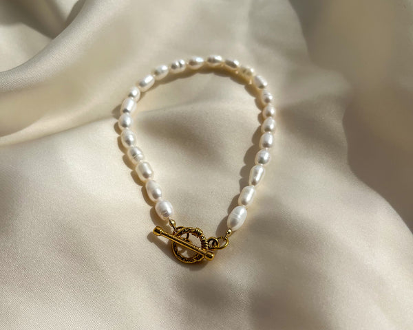 Pearl T Bar Bracelet