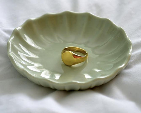 Luna Signet Ring